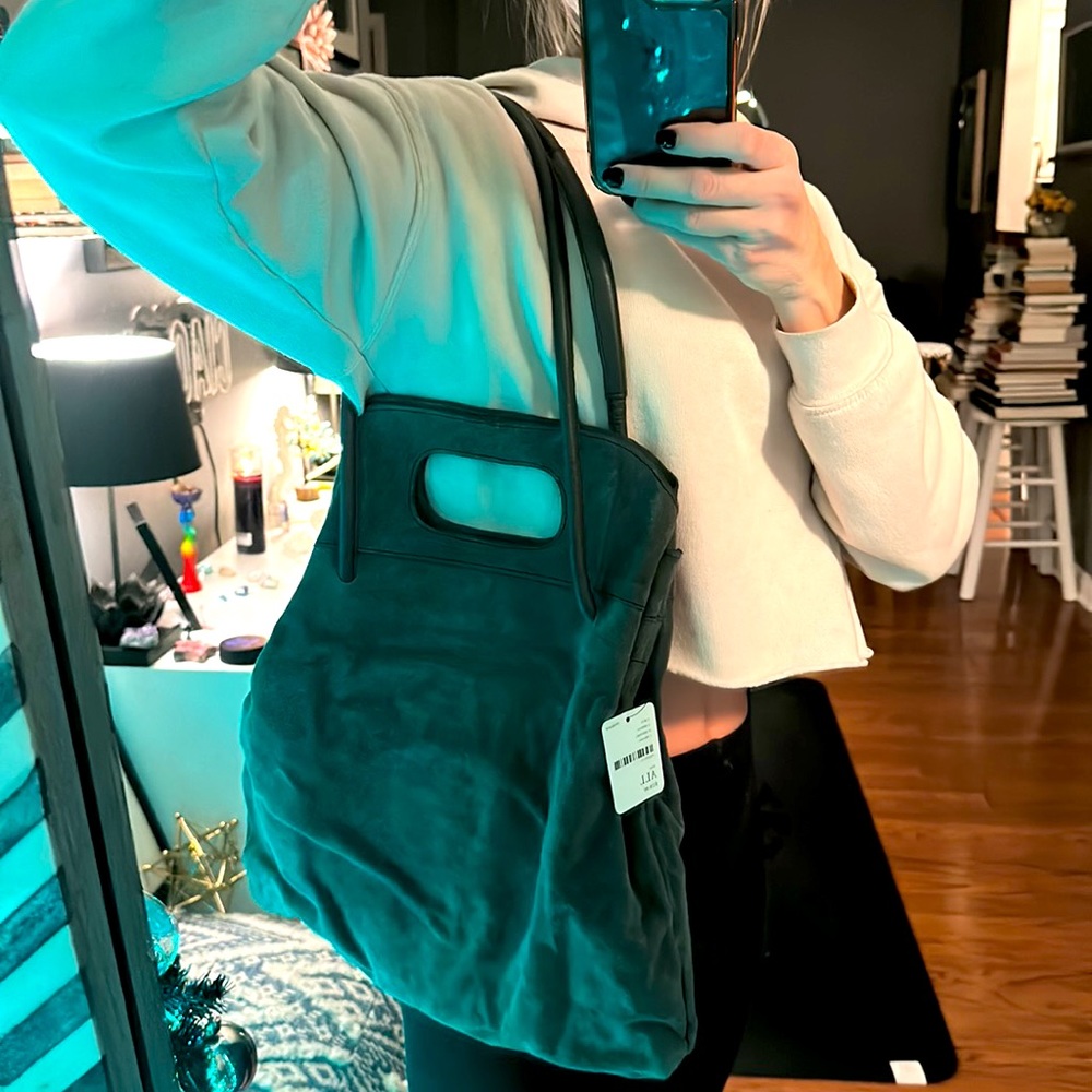 Gray suede free people hobo shoulder bag - Picture 4 of 9